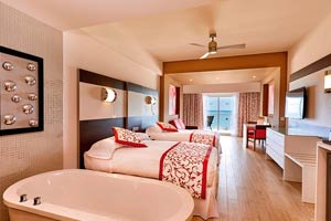 Junior Suite Ocean Front Rooms at the Hotel Riu Palace Costa Mujeres